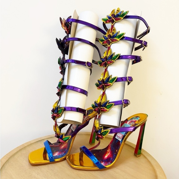 New Christian Louboutin x Marvel Sea Warrior Leather Heels - Picture 9 of 13